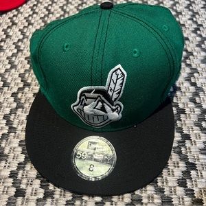Dark Green New Era MLB Cleveland Indians Baseball Cap Size 8